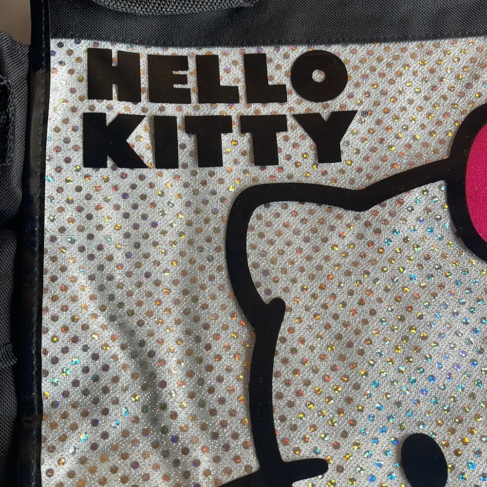 SANRIO Hello Kitty Messenger Bag NWT - Picture 2 of 7